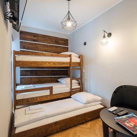 Modern Apartments In Centrum Вадовице Екстериор снимка