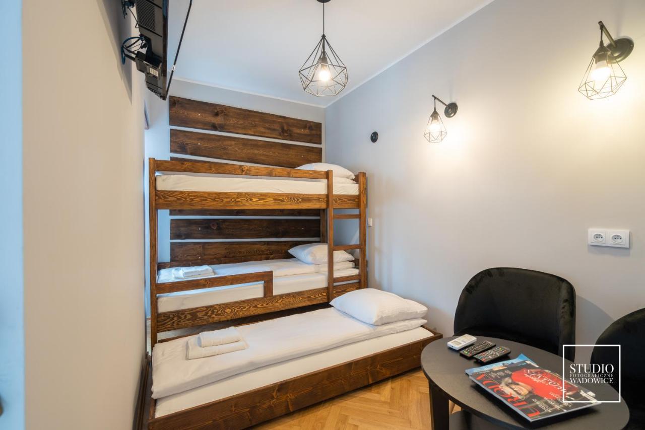 Modern Apartments In Centrum Вадовице Екстериор снимка